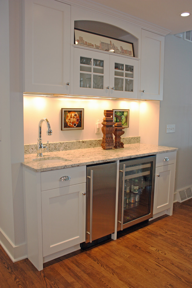 Inspiration for an eclectic kitchen remodel in Milwaukee