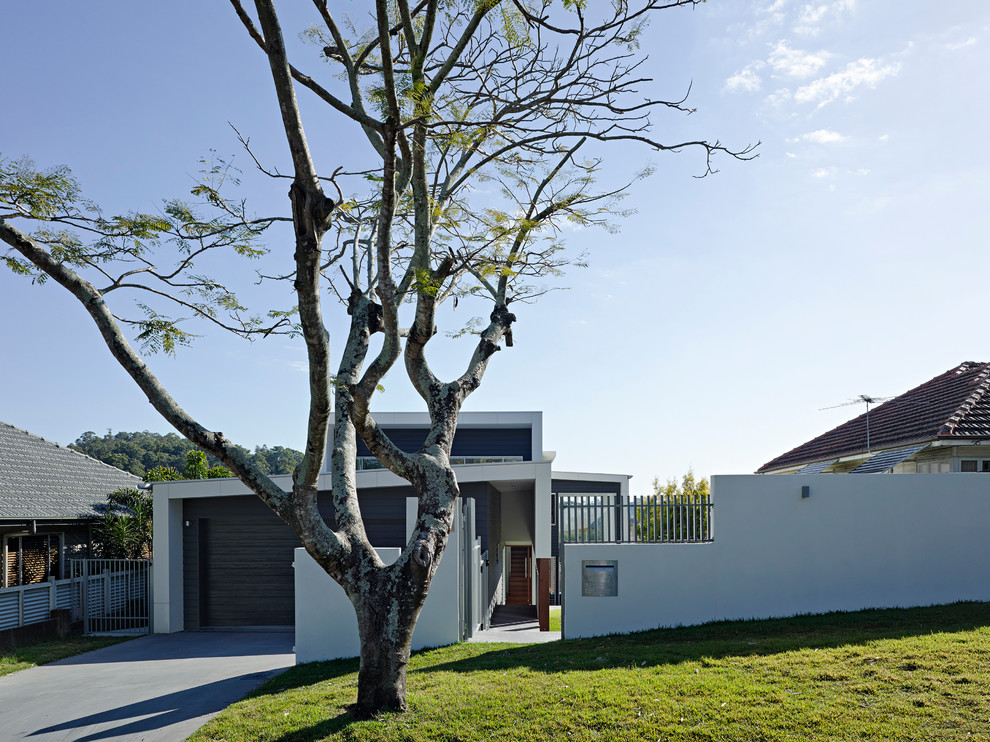 Inspiration for a modern exterior in Brisbane.