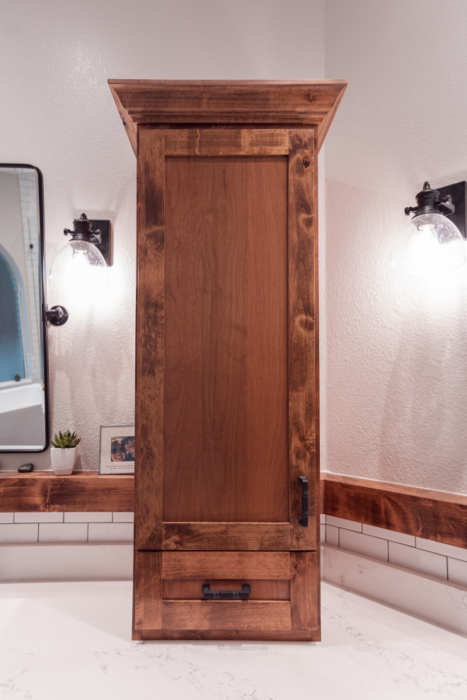 English Chestnut | Master Bathroom