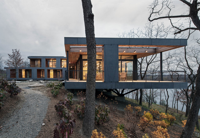 Riverhouse contemporary-exterior