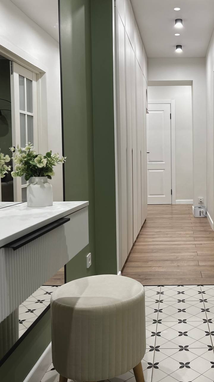 Трехкомнатная квартира в с природными оттенками