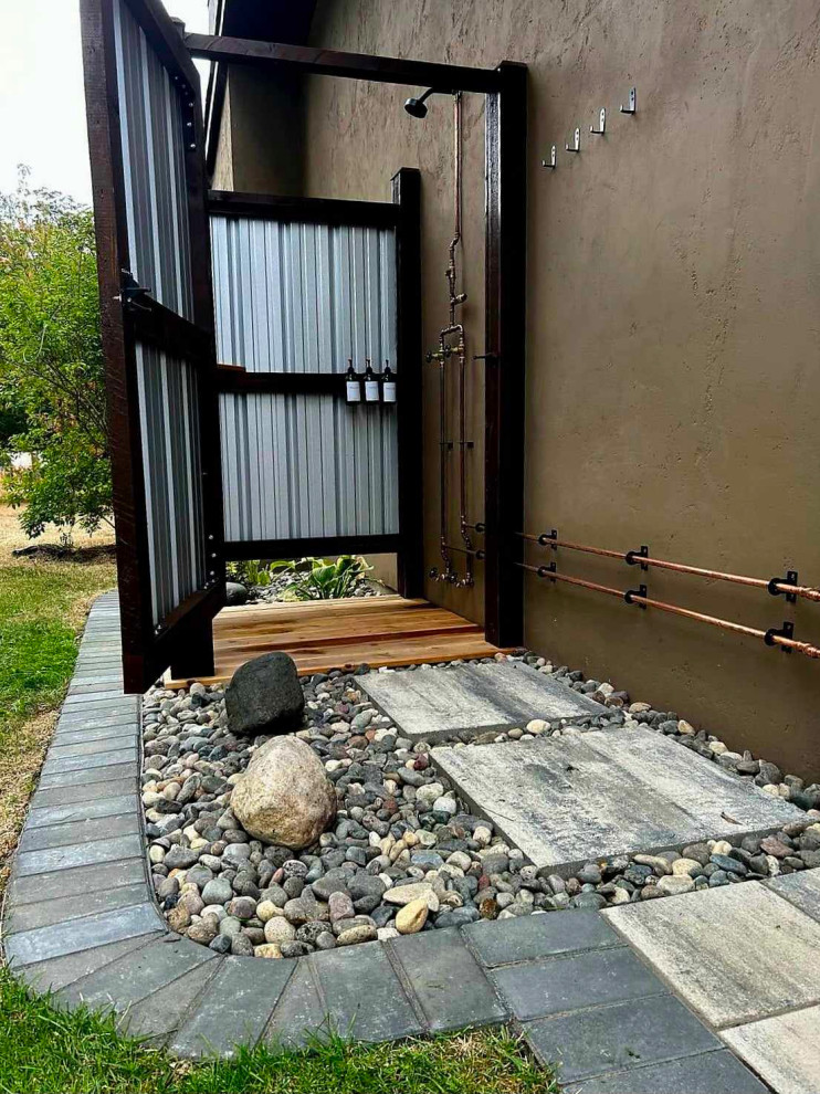 Britton Outdoor Kitchen and Shower