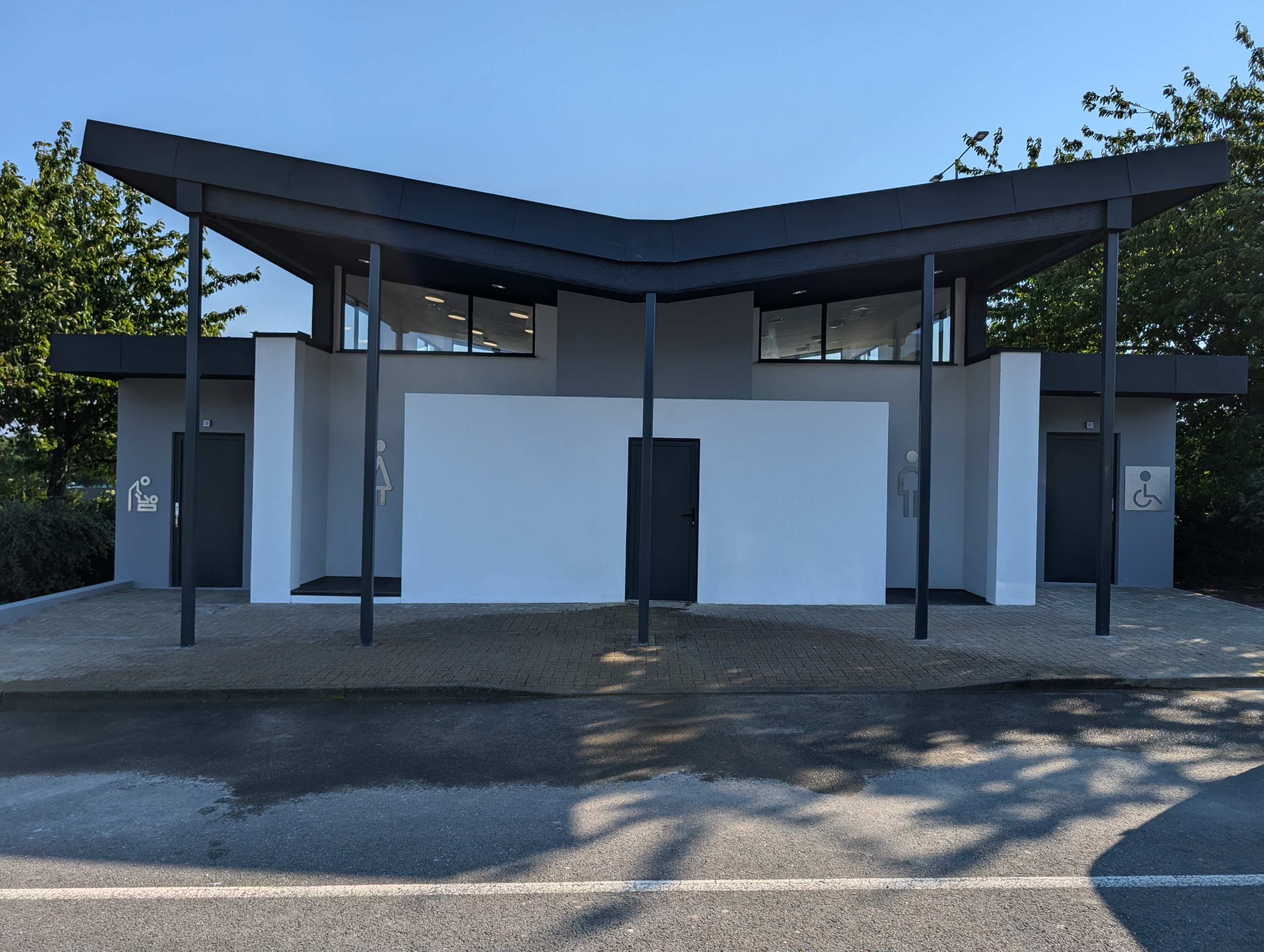 Commercial - Eurotunnel Customer Toilet Block