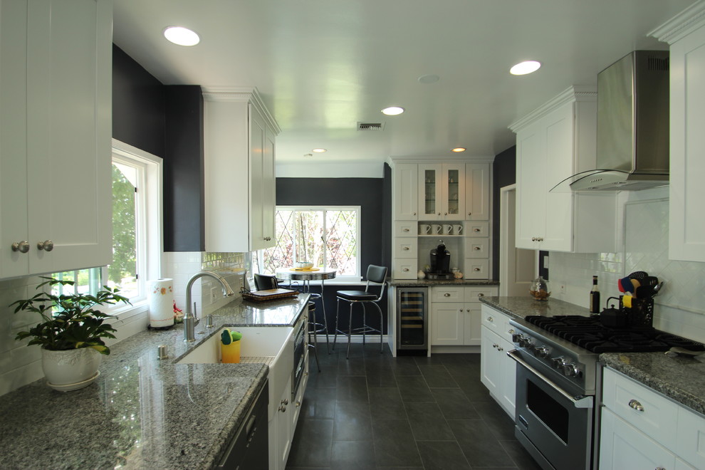 Contemporary kitchen in Los Angeles.