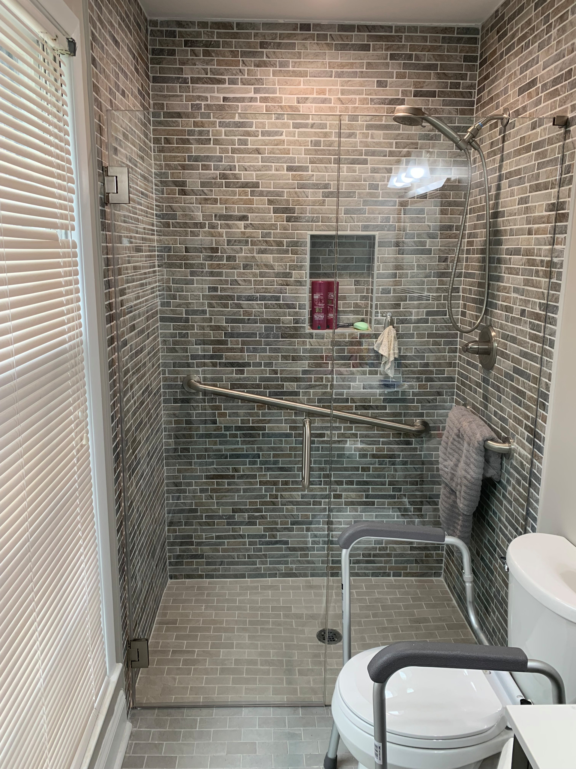 Inspiration for a modern bathroom remodel in Atlanta