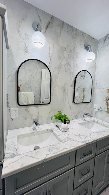 Before, during & after 3 piece washroom remdelling in Meadowvalle