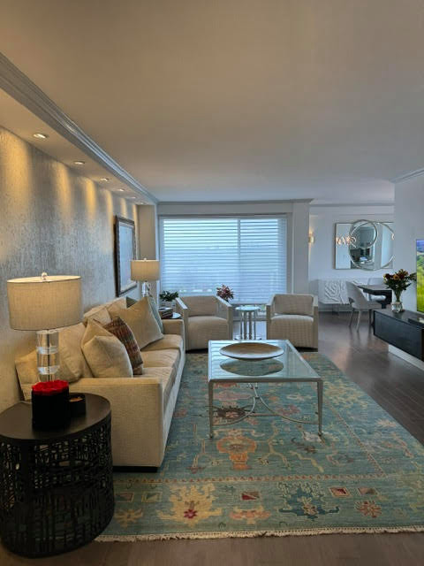Renovated Condo in Forest Hills, NY with Great City Skyline Views