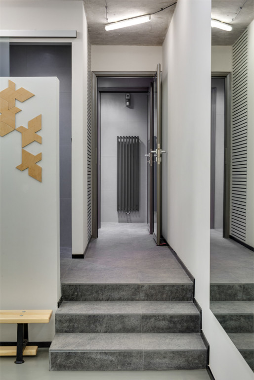 Зал для занятий йогой и TRX