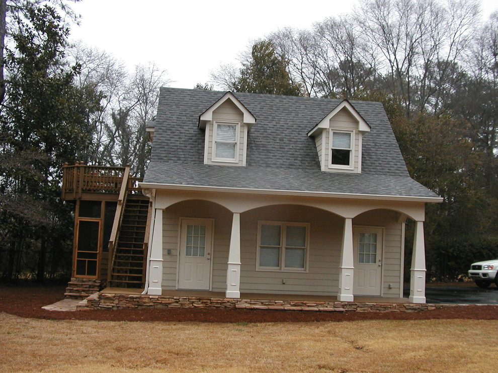 This is an example of a traditional shed and granny flat in Atlanta.