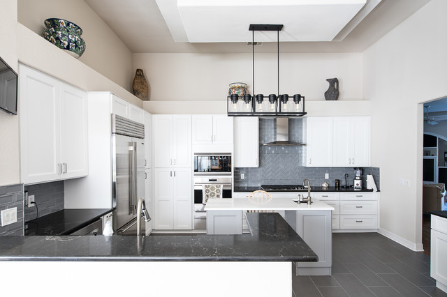 Transitional Kitchen nyklassisk-koek