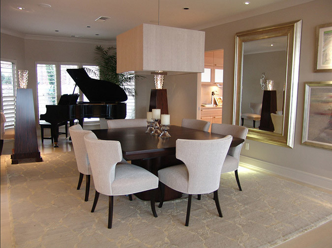 This is an example of a contemporary dining room in Little Rock.
