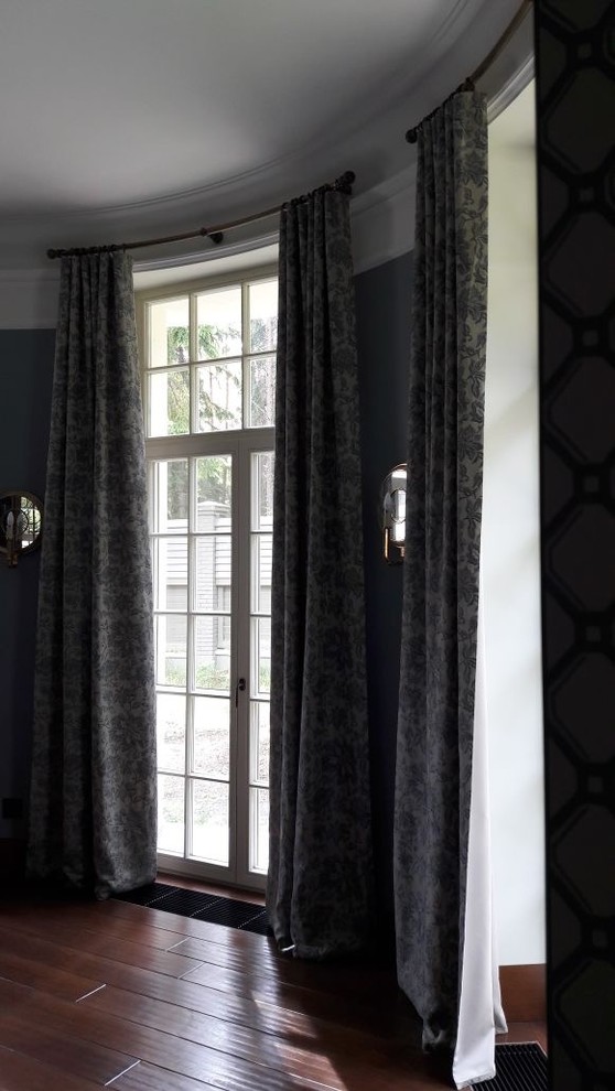 Эркерный карниз