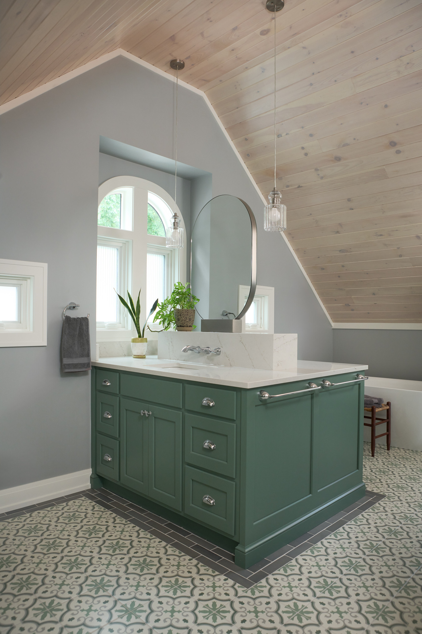 Quaint Lake Cottage - Gull Lake