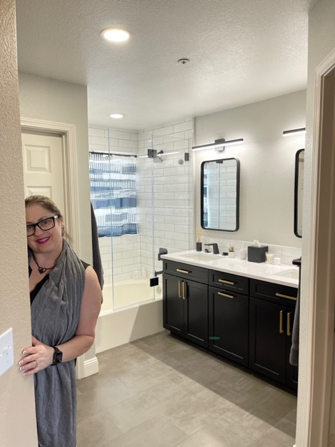 Modern Bathroom Remodel in Vallejo