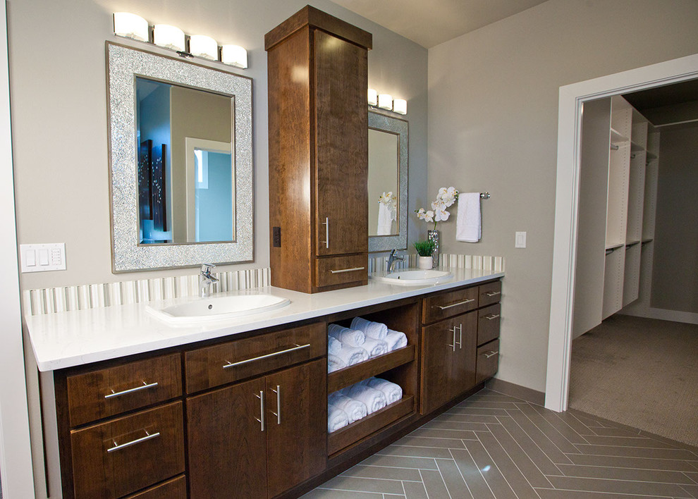 Example of a transitional bathroom design in Seattle