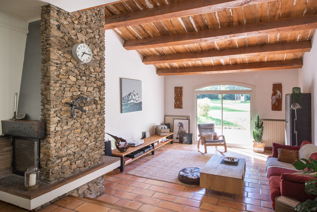 Chez Soul Inside country-living-room