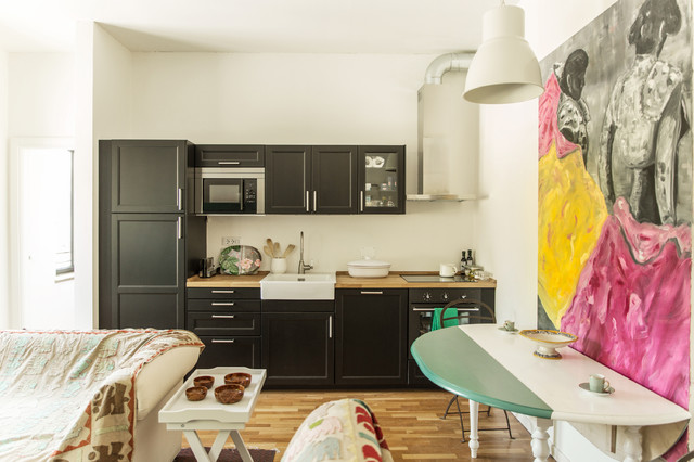Appartamento fronte mura a Lucca eclectic-kitchen