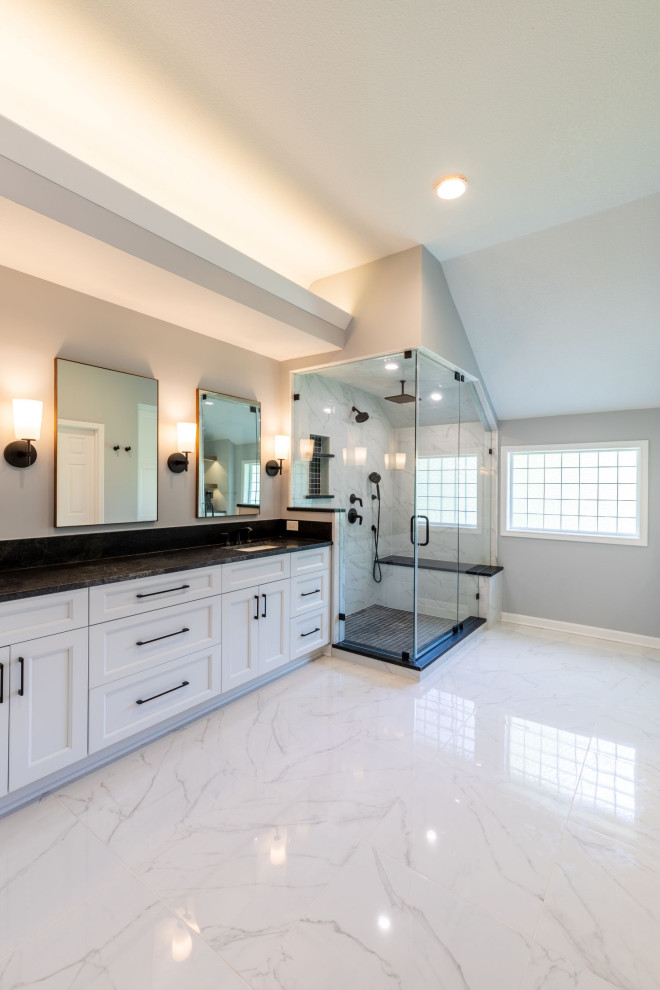 This is an example of a contemporary master bathroom in Kansas City.