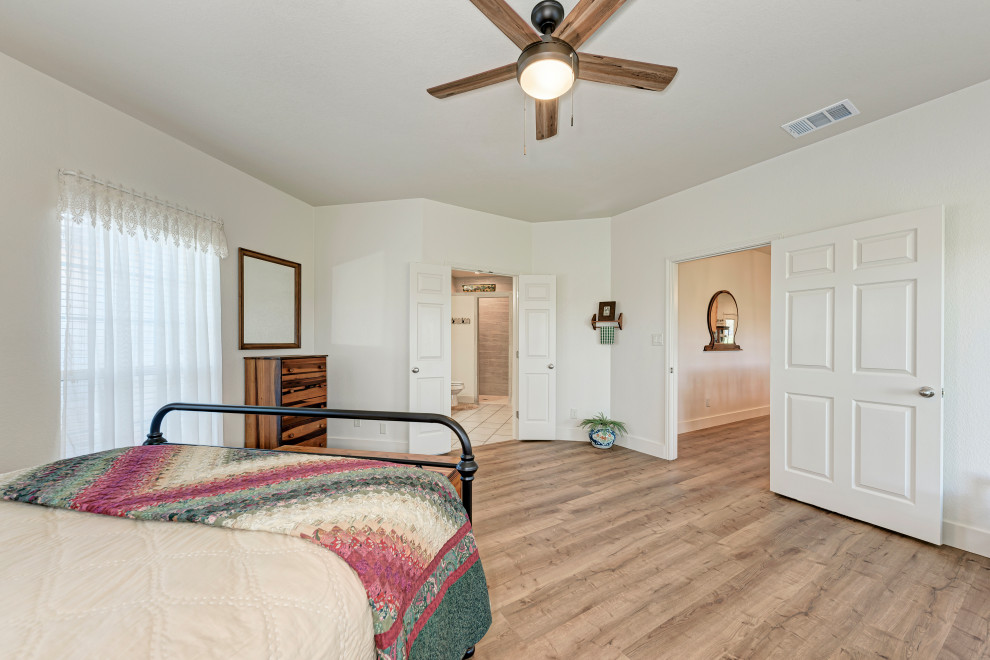 Kitchen, Bathroom, Floors & Windows