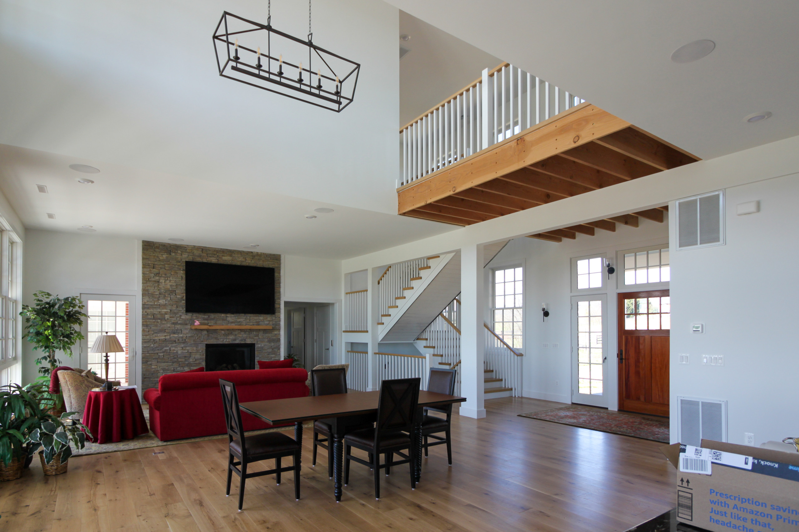 91_U-Shaped Floating Staircase Surrounded by Bucolic Mountain Views, Winchester,