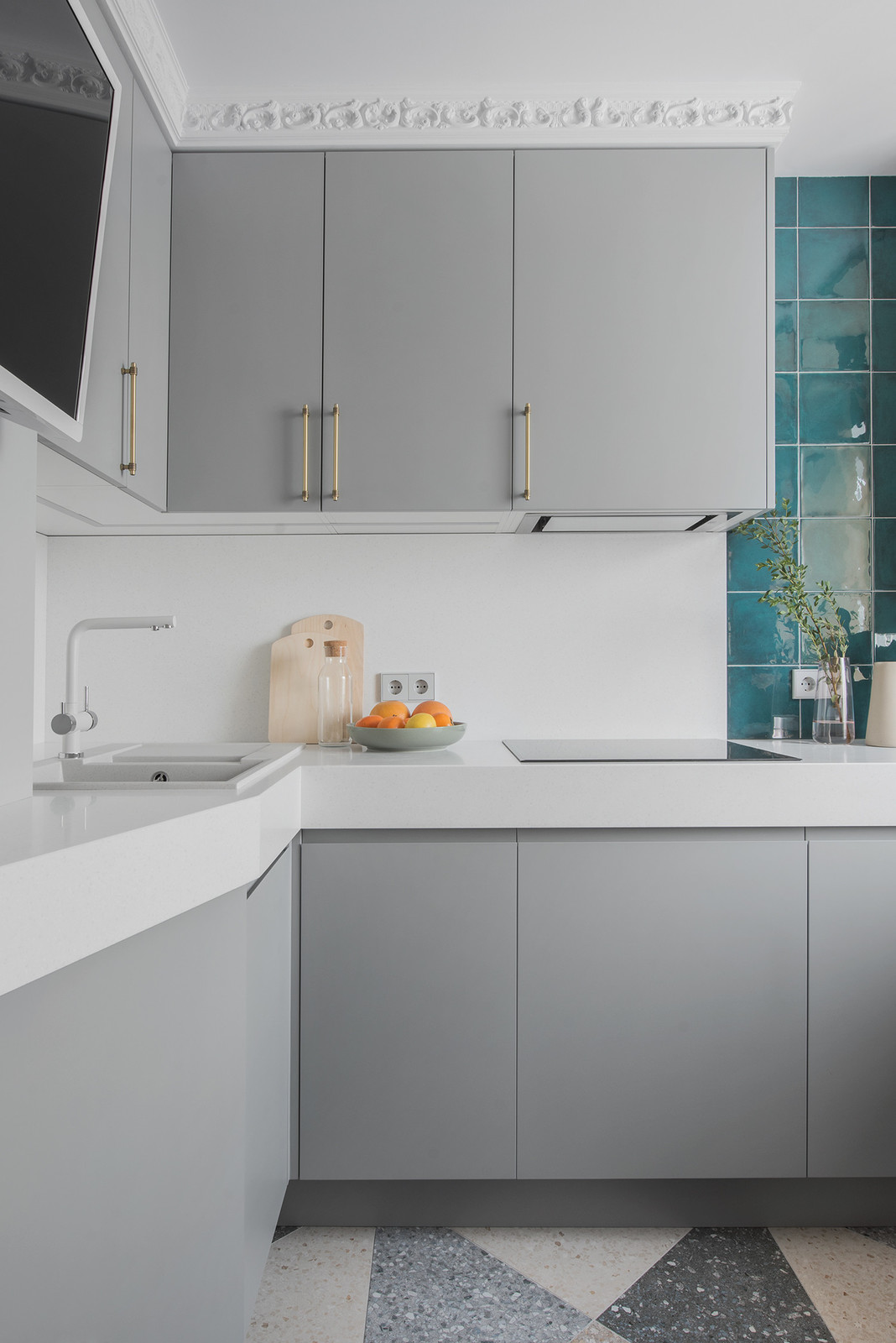 Кухня в бликах. Проект для квартирного вопроса