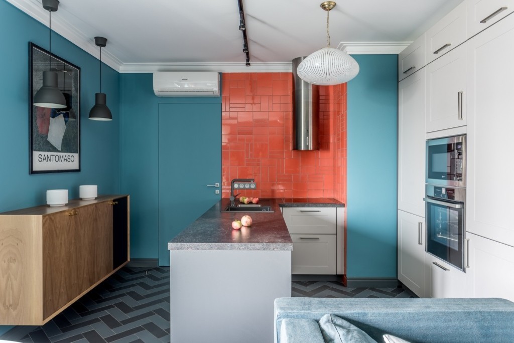 Синее-синее море