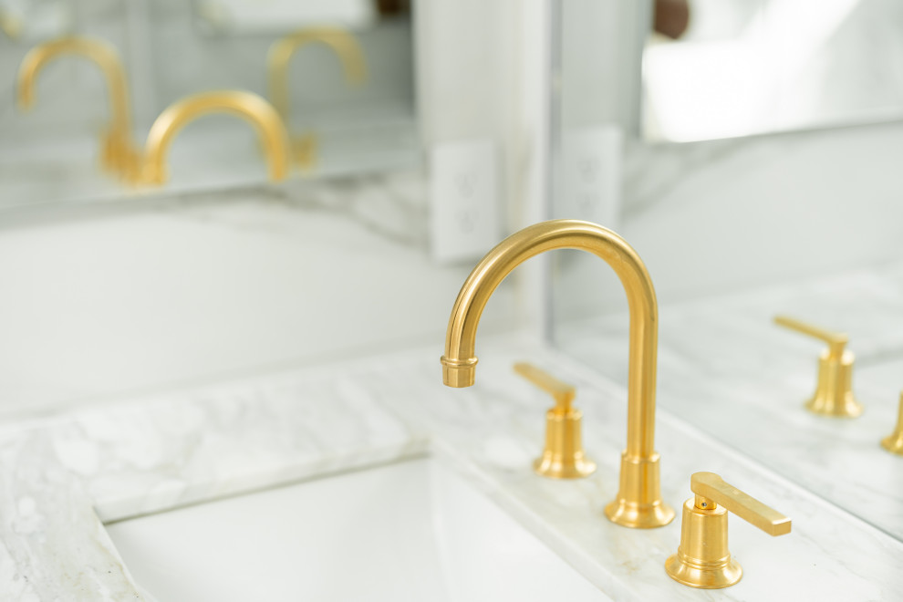 Eclectic Townhome City Scape