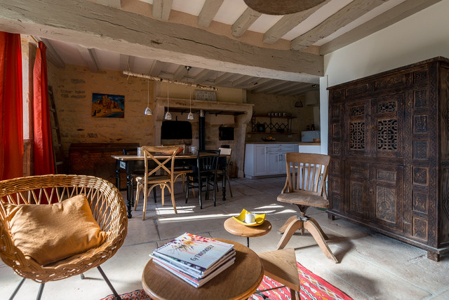 La fermette de Chevannes landhausstil-wohnzimmer