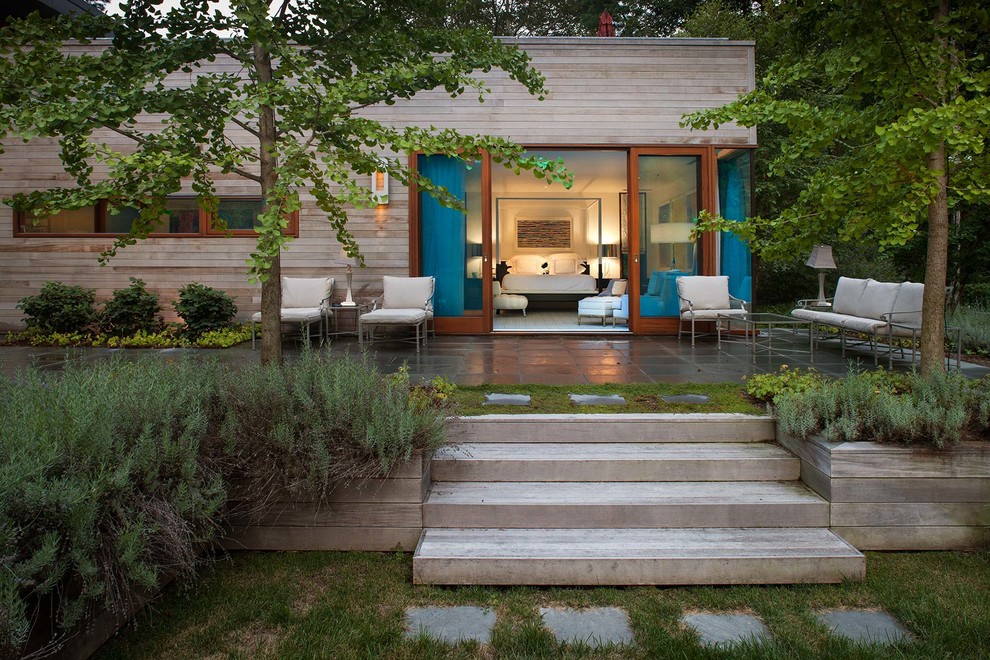 Inspiration for a contemporary patio in Baltimore with no cover.