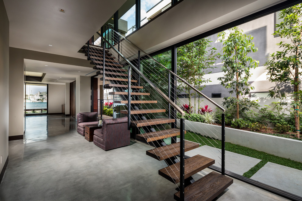 Inspiration for a modern staircase in Los Angeles.