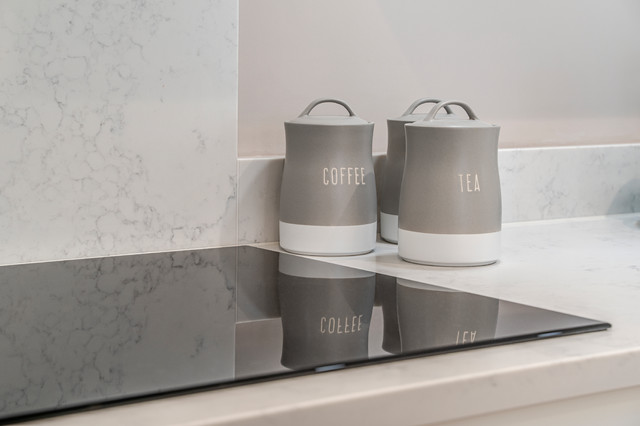 Rivergate Homes contemporary-kitchen