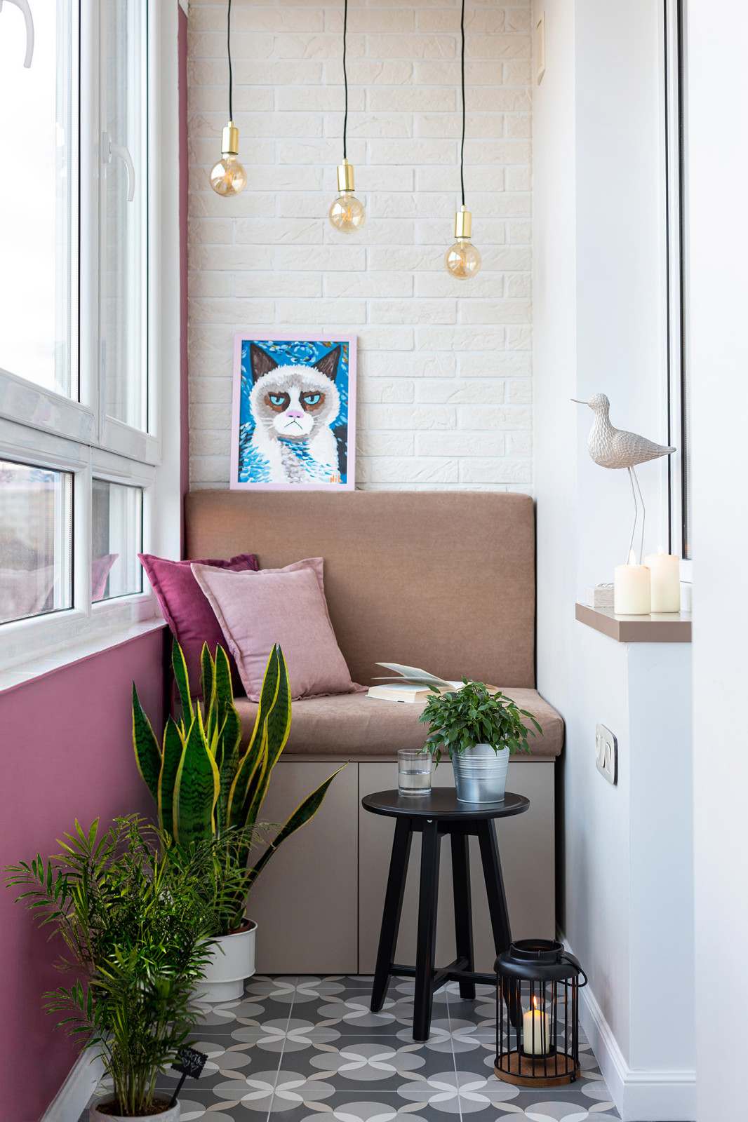 Яркая квартира для молодой девушки