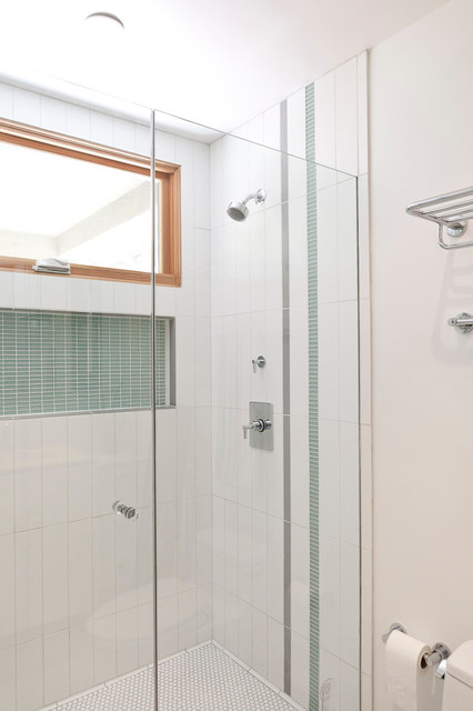 Mid-Century Ranch Bathroom moderne-salle-de-bain