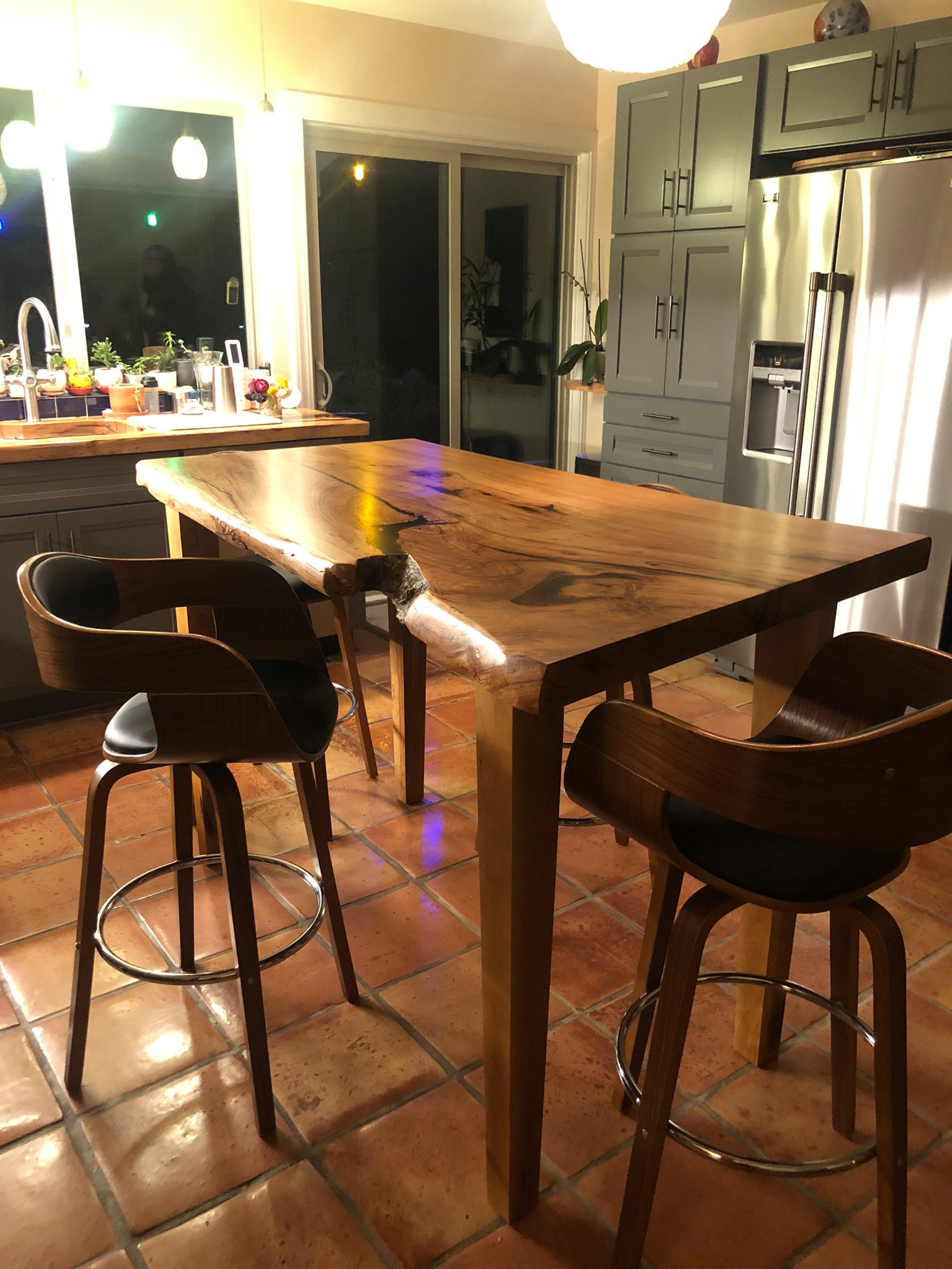 Pecan Tables