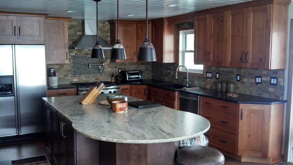 Kitchen - kitchen idea in Denver