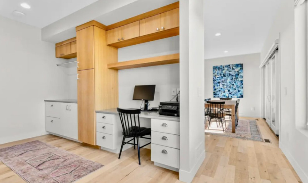 Home design - transitional home design idea