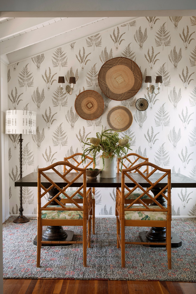 Inspiration for an eclectic dining room in Brisbane.