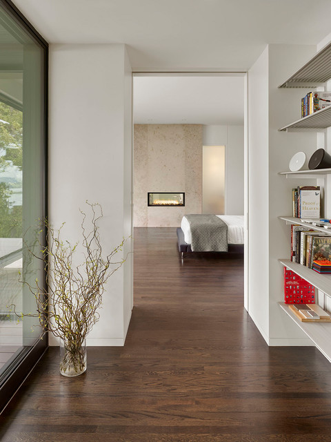 Teaberry contemporary-hall