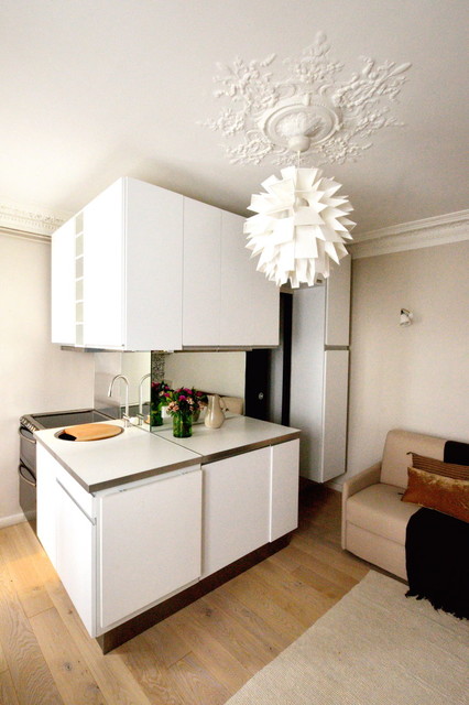 Studio Paris 7&egrave;me contemporary-kitchen