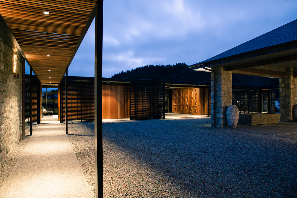 Design ideas for a contemporary entryway in Auckland.