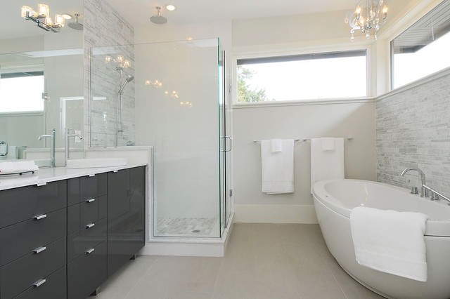 Highbury modern-badezimmer