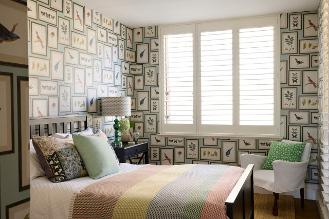 CROWN STREET APARTMENT 2025 eclectic-bedroom