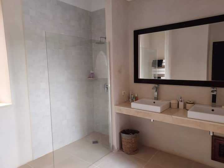 Tadelakt / Zellige et salles de bains Marocaines