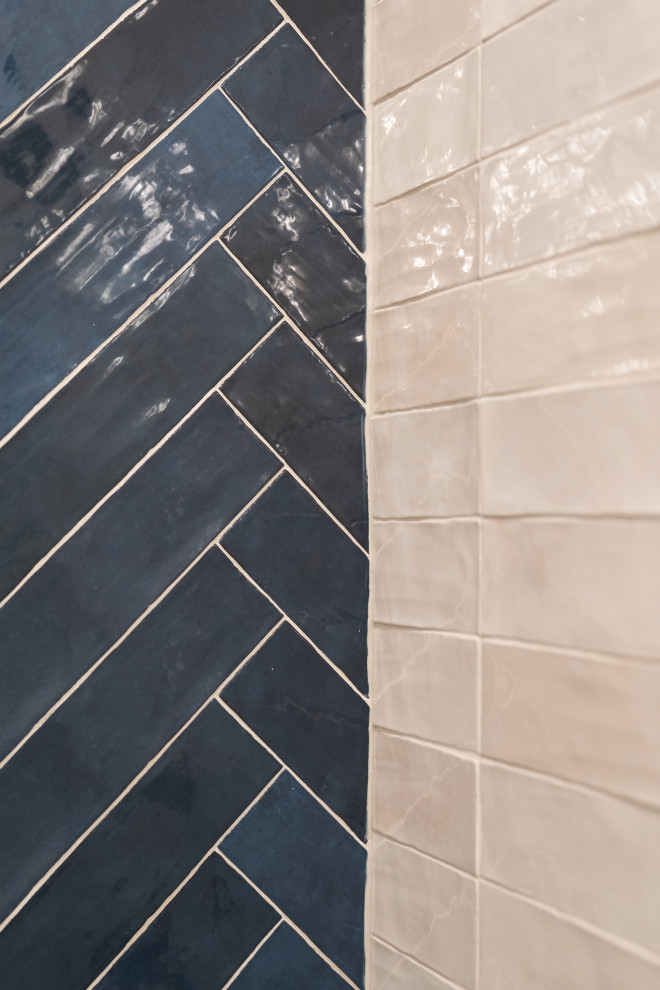 Black Alder | Guest Bath + Laundry