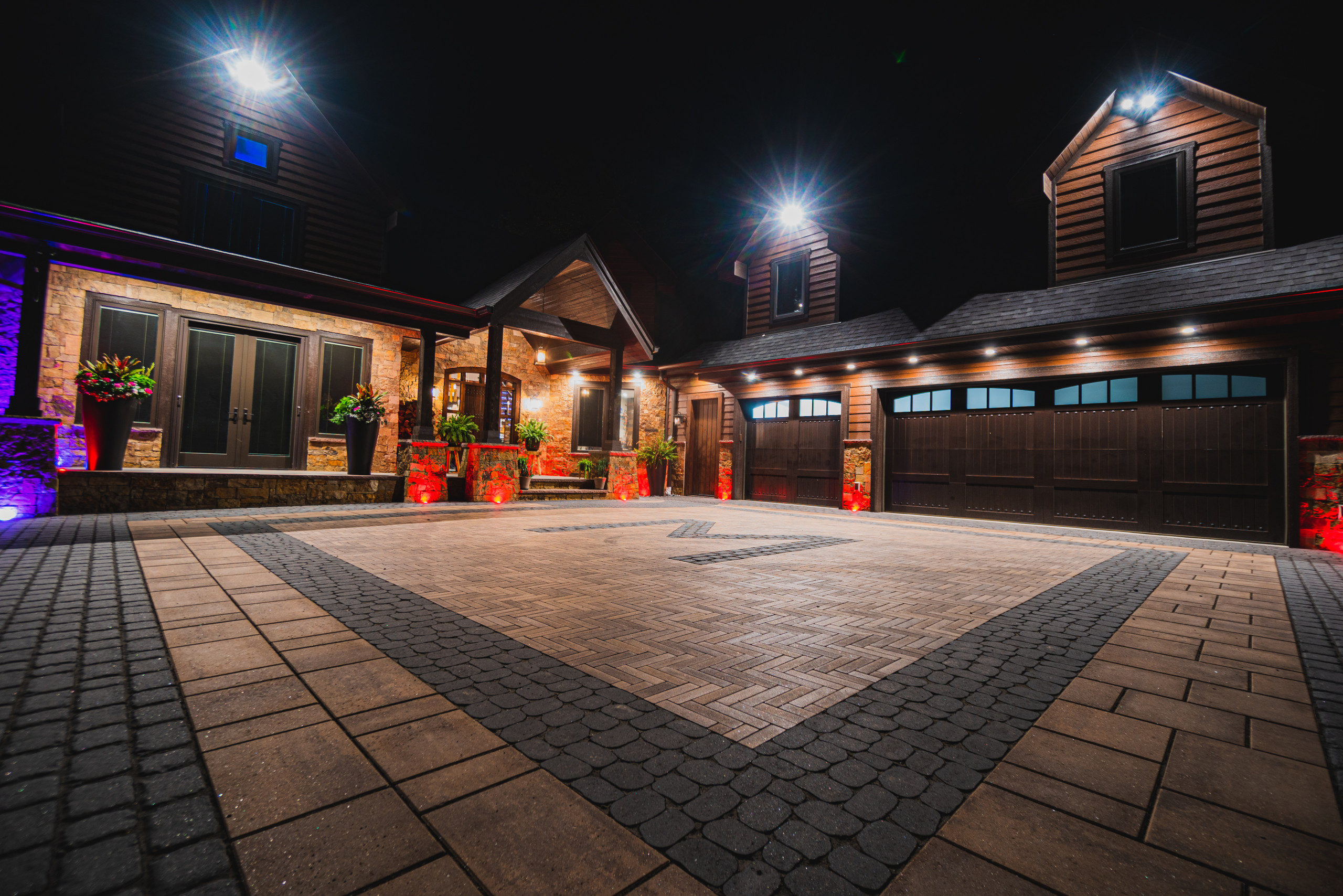 Award Winning Driveway Courtyard