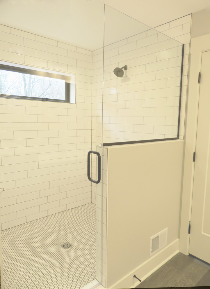 Example of a transitional bathroom design in Grand Rapids