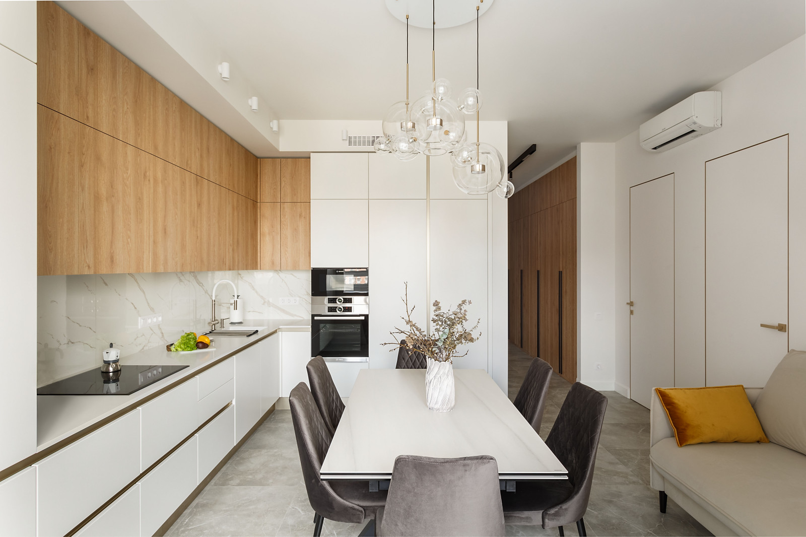 Трехкомнатная на Фестивальной