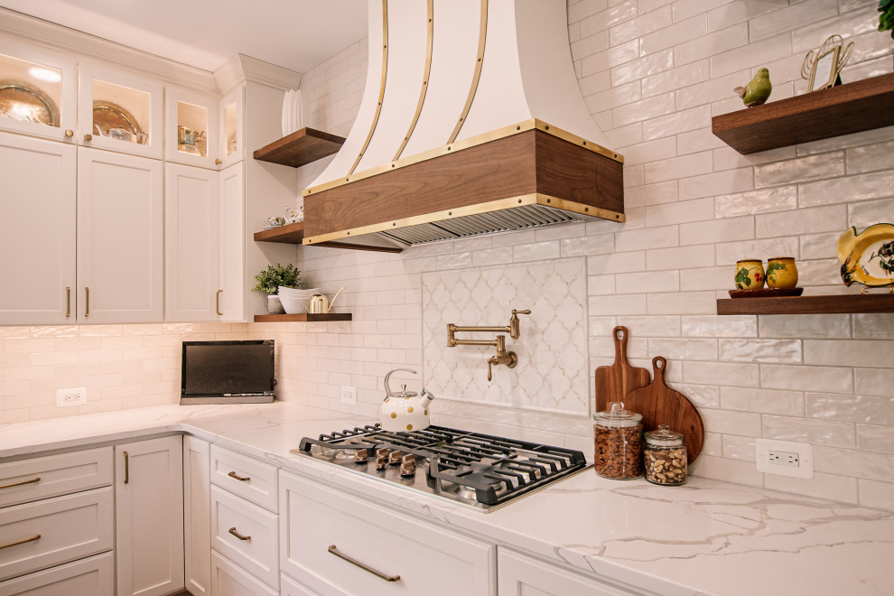 Transitional home design photo in Baltimore