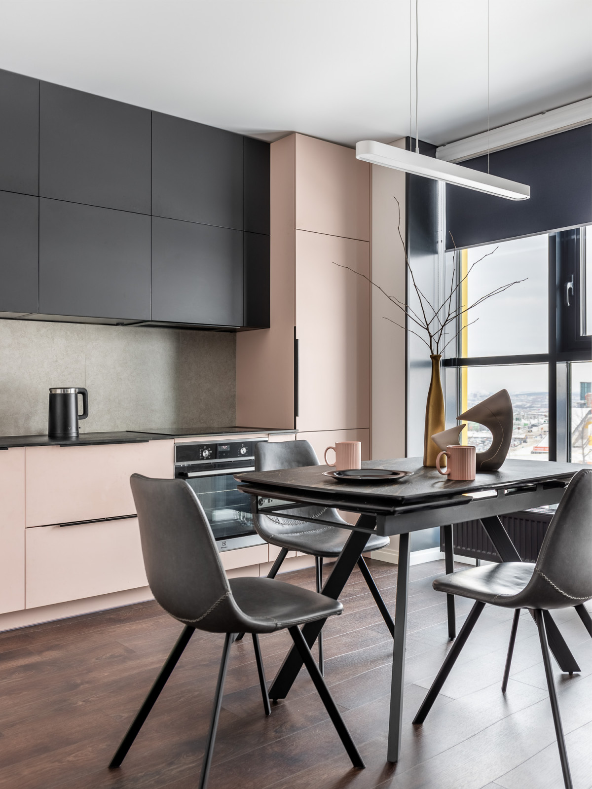 Graphite Rose: контраст, который влюбляет