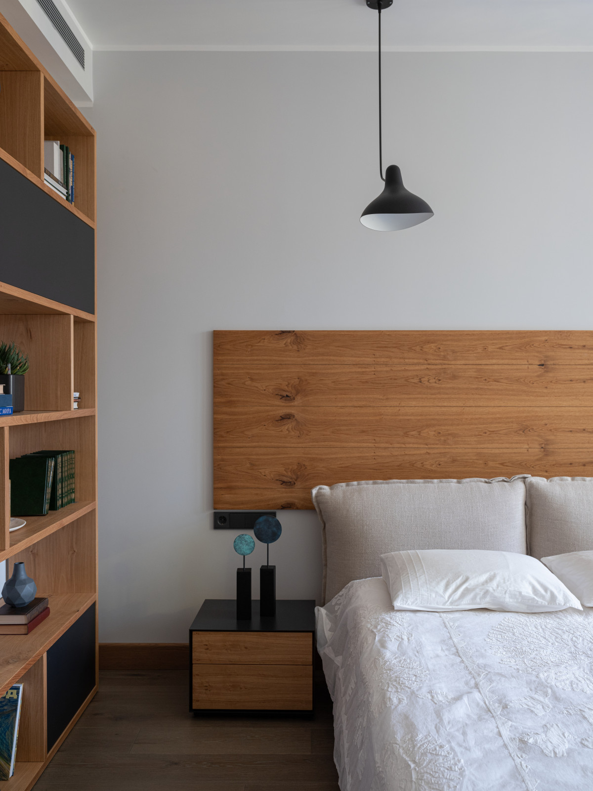 Минималистичная квартира в Москве 117 кв. м